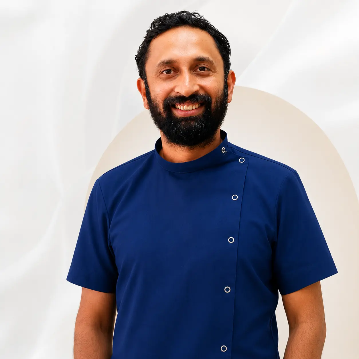 Dr. Shashank Babel, experienced Endodontist and Root Canal Specialist in Dubai